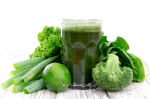 Start Your New Year with a 10-Day Green Smoothie Cleanse