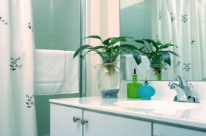 Toxic Shower Curtains & Healthy Alternatives