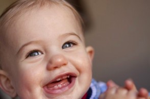 Teething and Early Oral Health for Babies & Toddlers
