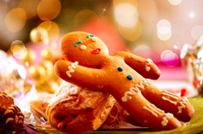 10 Ways to Avoid Holiday Overeating & Emotional Eating