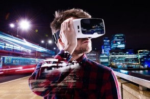 Virtual Reality vs. Your Eyes