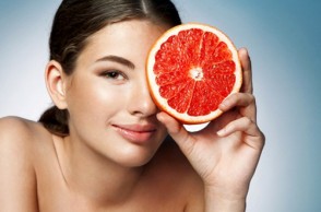 4 Super Foods for Youthful Skin