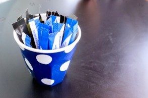 Ask Dr. Mike: False Claims that Artificial Sweeteners Can Cure Cancer & More