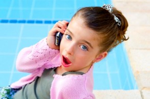 When Should Your Child Get a Cell Phone?